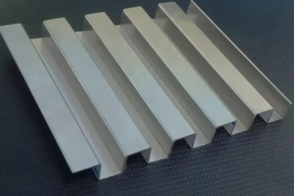 SS Fluted Panel Silver Colour In Malaysia